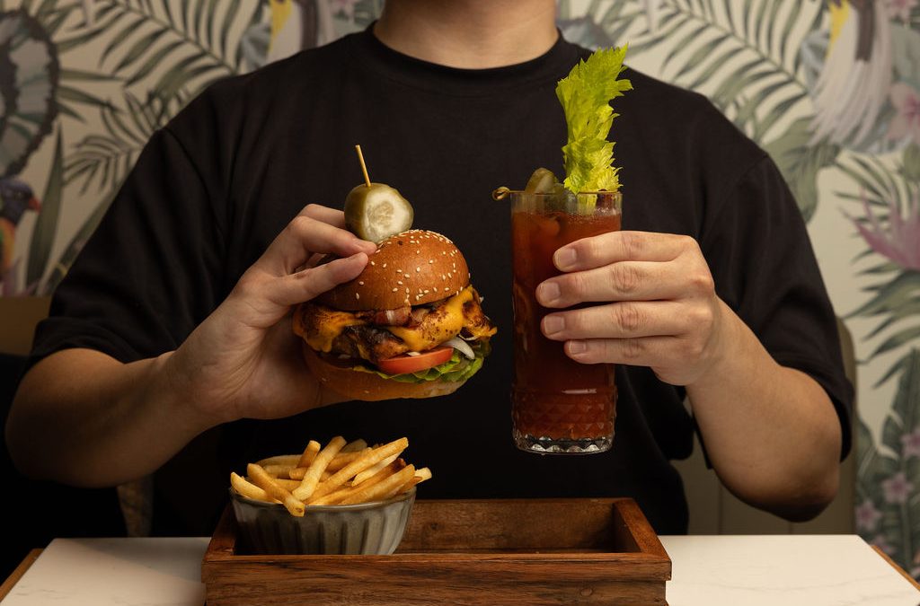 Burger & Bloody Mary